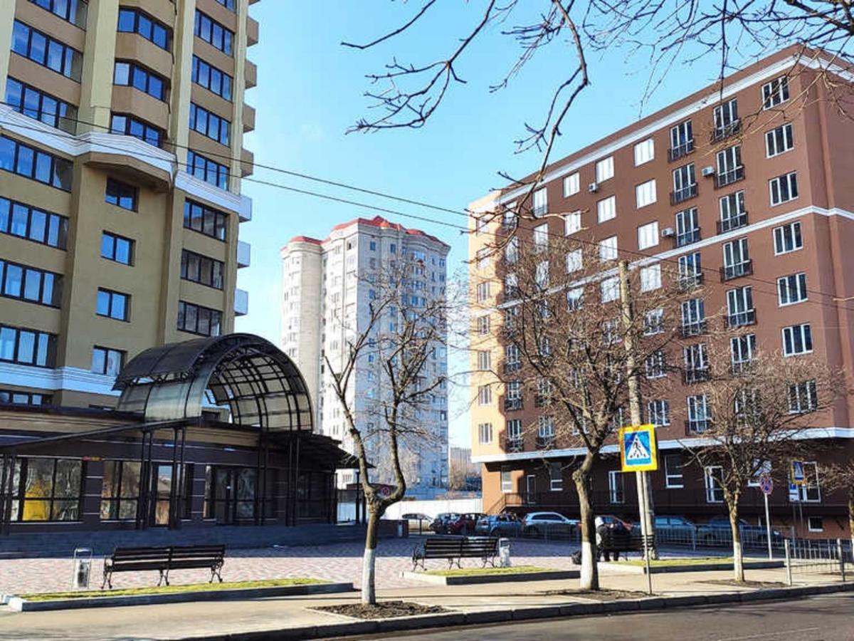 Мелодия Прованса В Старом Центре Charkiw Exterior foto